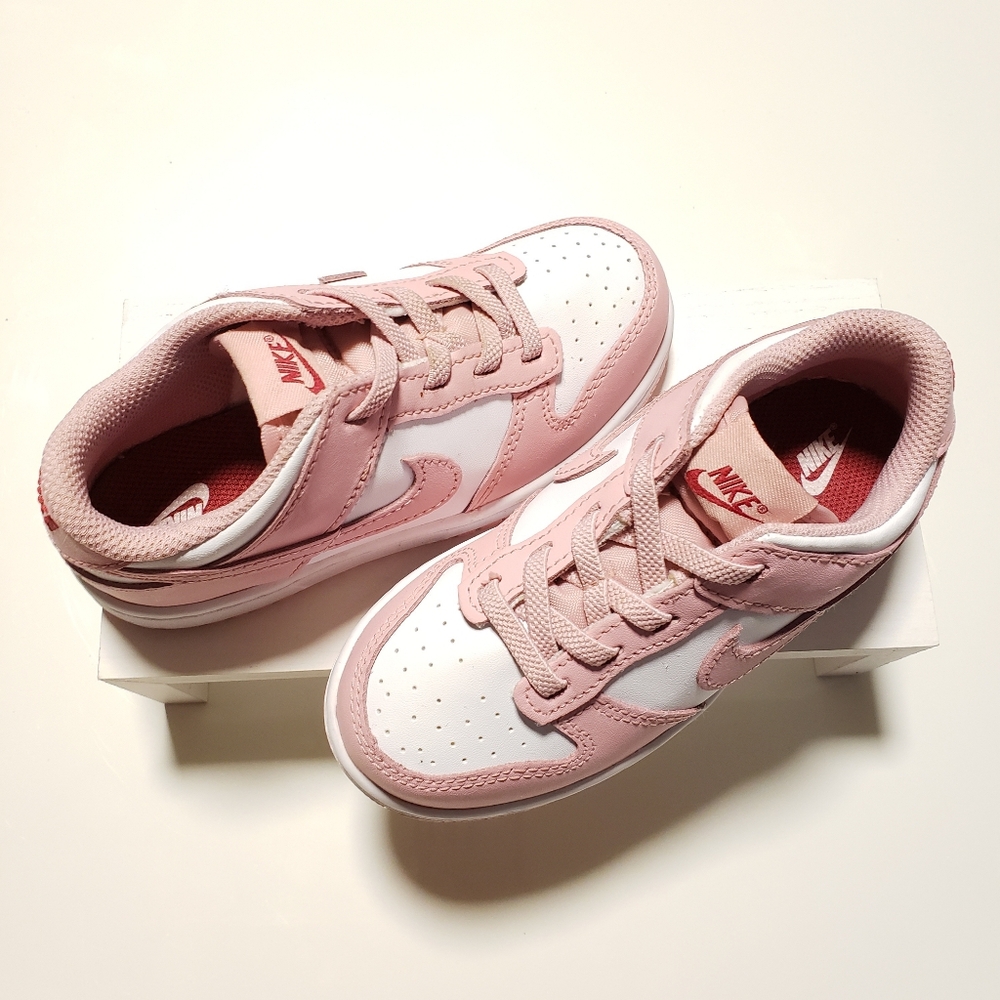 Girls Nike Dunk Low U.S size 10 Soft Pink and White